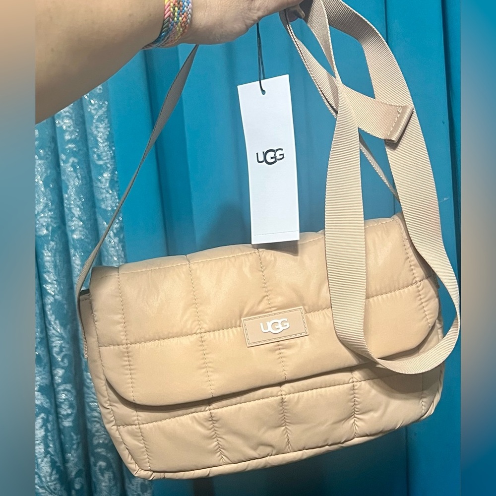 UGG PUFF CROSSBODY